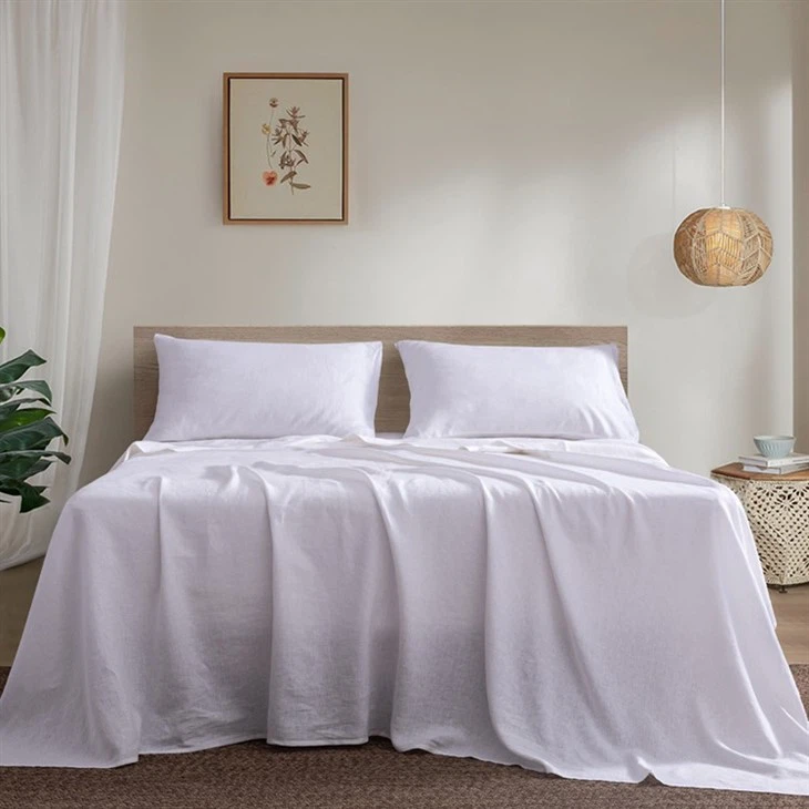 White Bed Linen